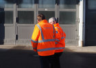 Verkehrsminister Dr. Hans Reichhart und der Leiter der Straßenmeisterei Gersthofen, Konrad Schneller