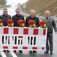 Verkehrsstaatssekretär Josef Zellmeier bei der Verkehrsfreigabe des ersten Teilabschnitts der Vilshofener Ortsumgehung