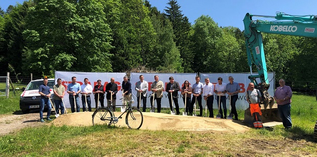Spatenstich für den Fahrradweg in Hunding Spatenstich für den Fahrradweg in Hunding
