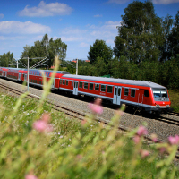 Öffentlicher Verkehr auf der Schiene Öffentlicher Verkehr auf der Schiene